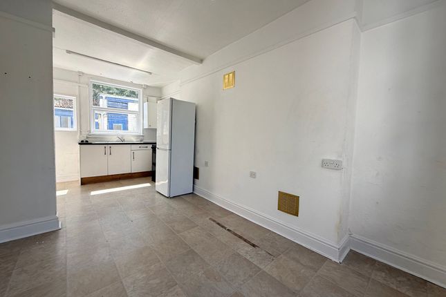 16a Fish Strand Hill, Falmouth photo 4