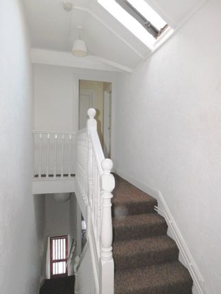 Flat to rent in Crwys Road, Cathays, Cardiff