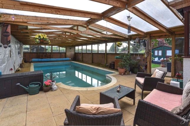 4, Woodside Avenue, Sandown photo 3