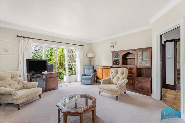 76, Manor Drive, London photo 2
