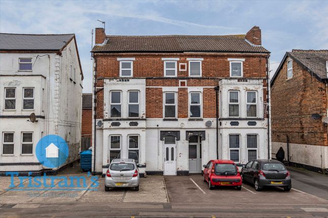 Flat to rent in Loughborough Road, West Bridgford, Nottingham