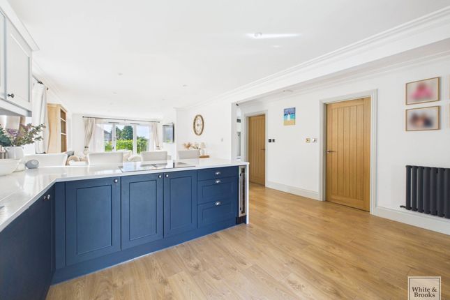 6 Godwin Way, Chichester photo 4