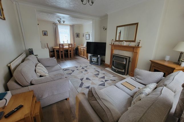 19, Heol Morlais, Trimsaran Llanelli photo 5
