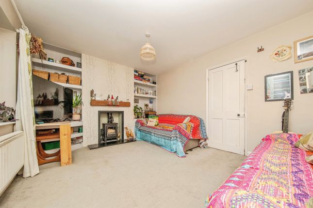 15, Brettenham Road, Stowmarket photo 4