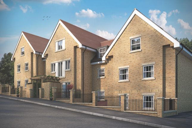 Thumbnail Flat for sale in Bloomfield Road, Harpenden, Hertfordshire