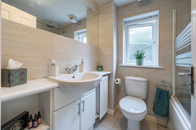 Town house for sale in Hawthorn Avenue, Cambuslang, Glasgow