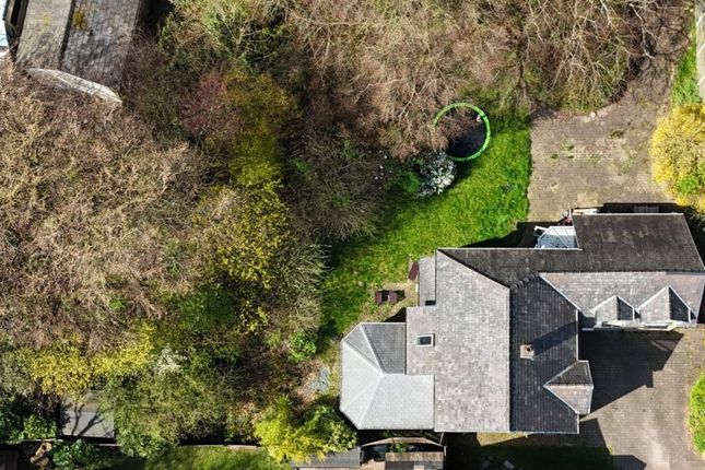 6, Olde Stoneheath Court, Heath Charnock photo 2