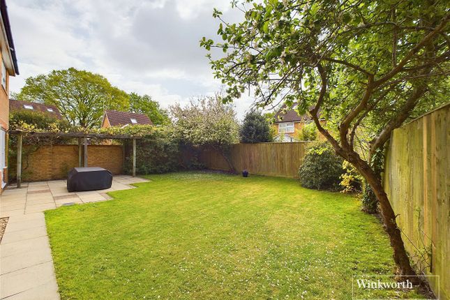 Detached house to rent in Anthian Close, Woodley, Reading, Berkshire