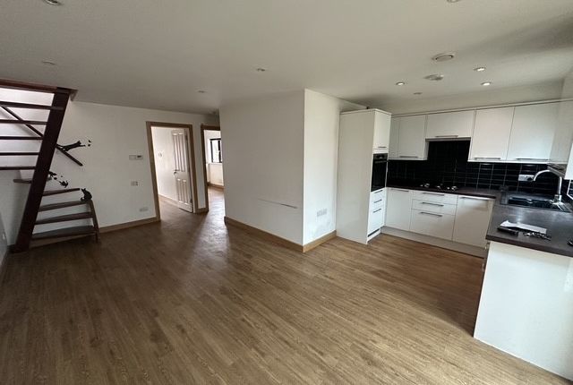 40, Gregory Road, Chadwell Heath photo 2