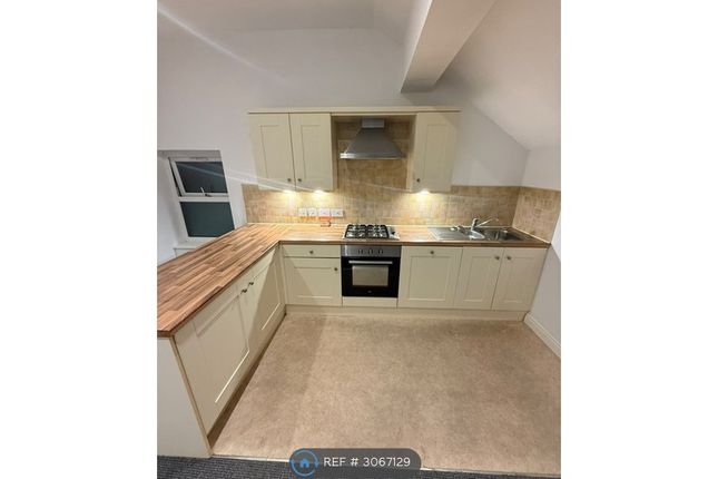 Flat, Lathom Road, Southport photo 3