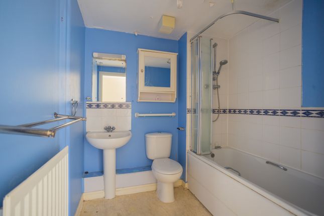 Flat for sale in Beatty Rise, Spencers Wood, Reading, Berkshire