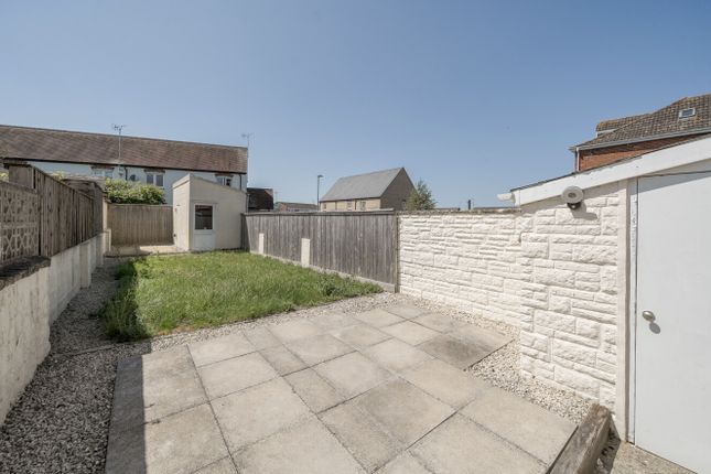 51, Station Road, Purton photo 4