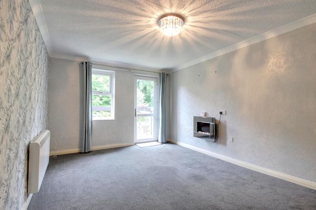 Flat 37, The Ridings, Lowfield Road, Anlaby, Hull photo 2