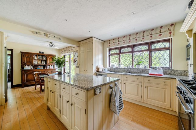 Malby House, 5, Fulmer Drive, Buckinghamshire photo 3