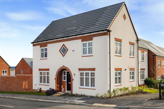 3-bed house on 18, Meadow Brown Road, Gloucester, £350,000