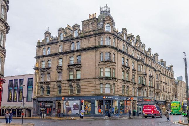 Thumbnail Flat to rent in Flat 2/R, 45 Commercial Street