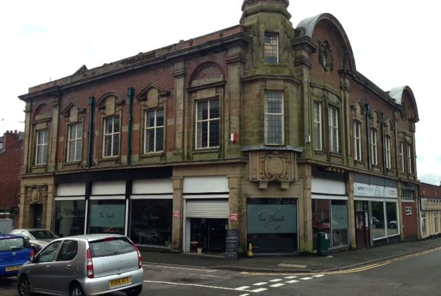 Leisure/hospitality to let in High St, Staffordshire