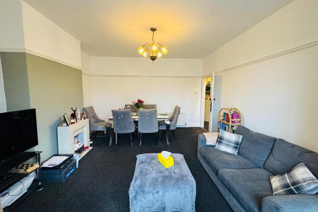 25b, Humbledon Park, Sunderland photo 3