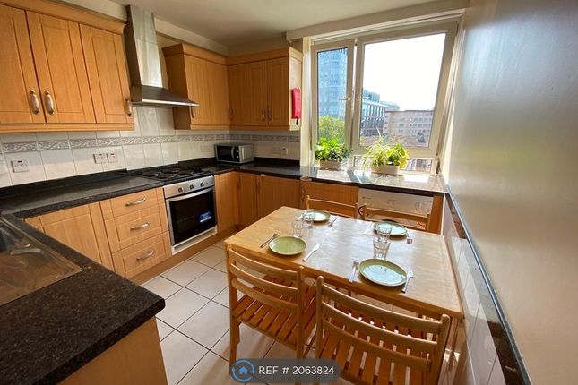 Thumbnail Flat to rent in Swallowfield 25, London