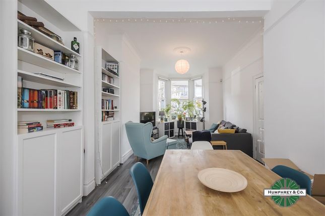 Terraced house to rent in Howard Road, London