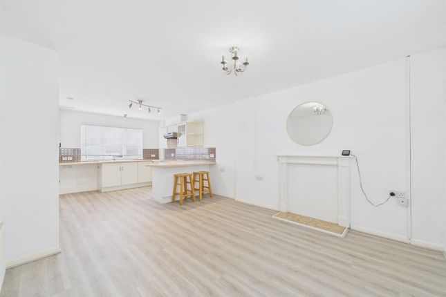 Garden Flat, Meadowbrook, Larkstone Crescent, Ilfracombe photo 4