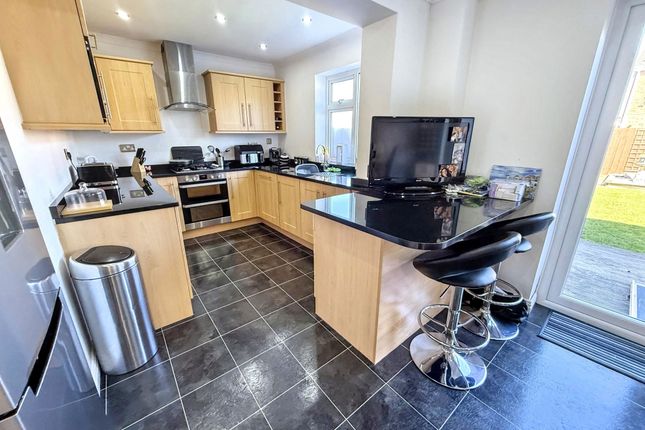 3, Frome Place, Cramlington photo 4