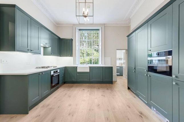 8, Pelham Crescent, London photo 4