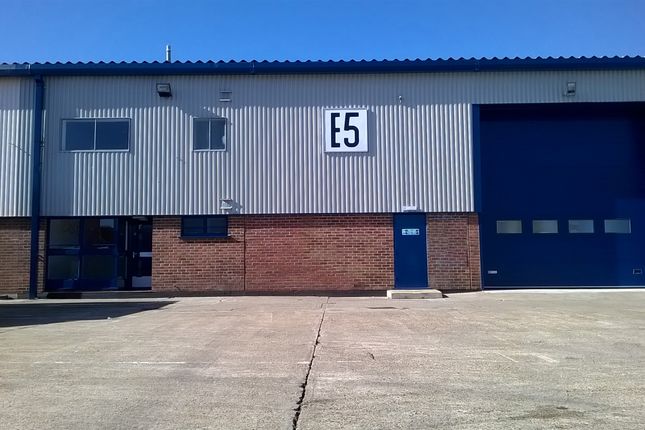 Thumbnail Industrial to let in Unit E5, Larkfield Trading Estate, New Hythe Lane, Aylesford