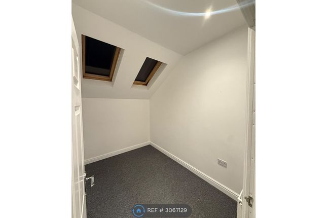 Flat, Lathom Road, Southport photo 5