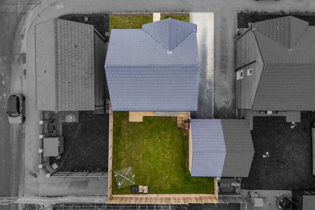 43 Heathland, Rotherham photo 2