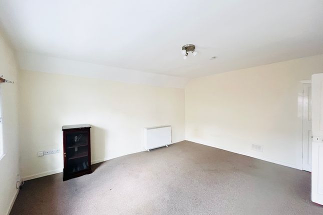 Flat B, Lichfield photo 5