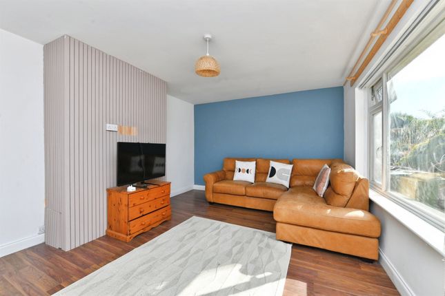74, Melrose Avenue, Plymouth photo 2