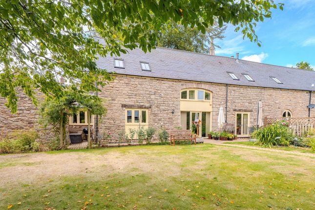Horseshoe Barn, De Clere Way, Monmouthshire photo 2