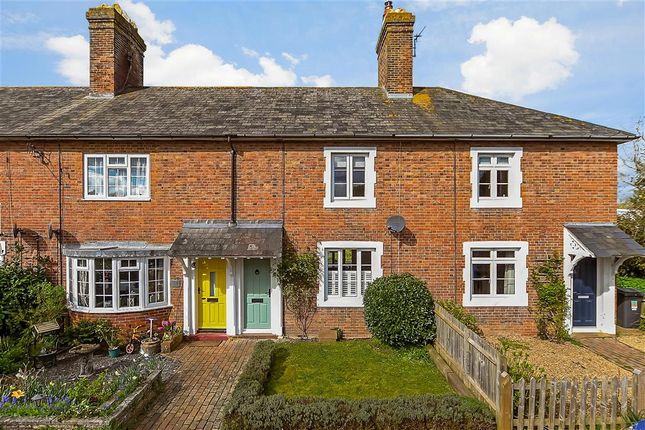 Thumbnail Terraced house for sale in Meadow Place, Uckfield, East Sussex