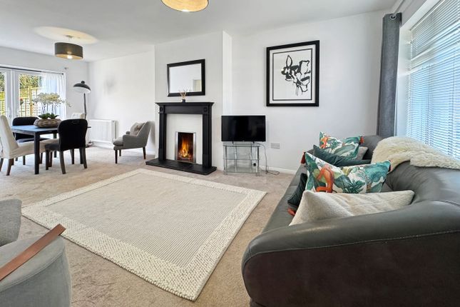 16, Stubbs End Close, Amersham photo 2