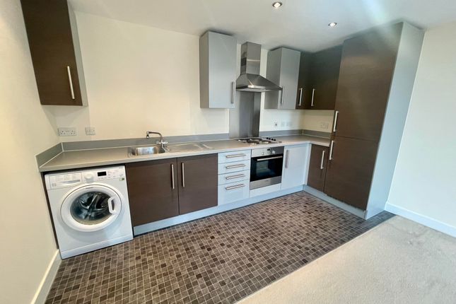 315, Milton Keynes photo 4