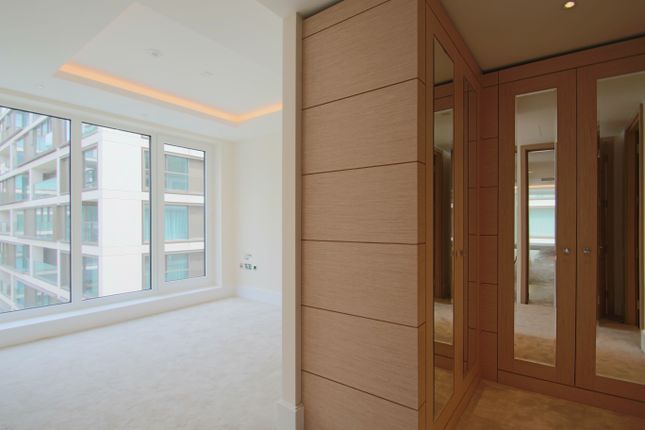 Flat to rent in Radnor Terrace, Benson House, London