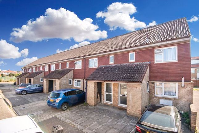 Terraced house for sale in Woolacombe Way, Hayes, 4Et.