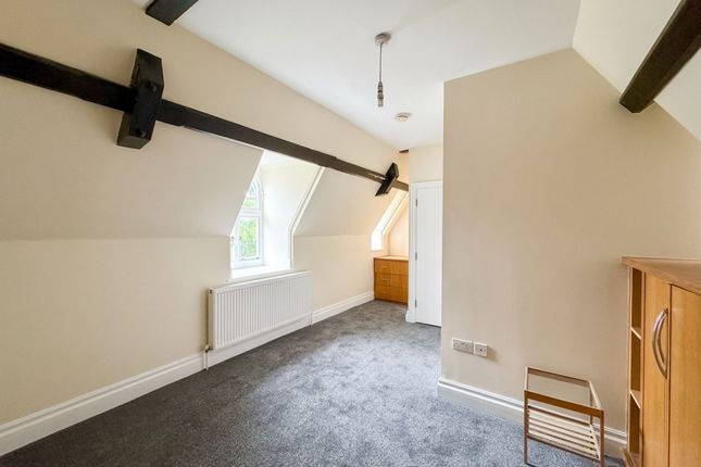 Apt 41, Convent Court Hatch Lane, Windsor photo 4