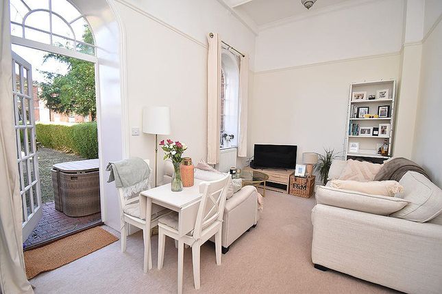 8, Buckland Walk, Exminster photo 4