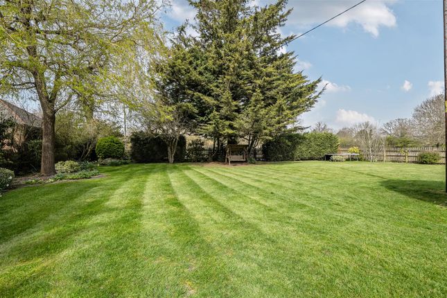 Willowmead, Orchard Road, Reading photo 2
