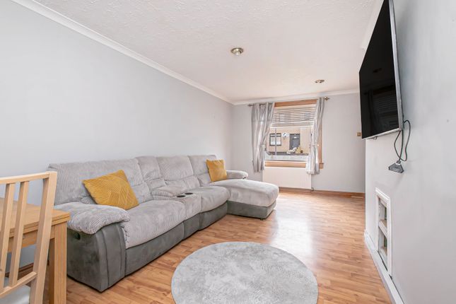 6, Fairnsdale Terrace, Ballingry photo 4