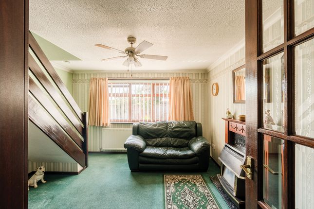 4 Myrtle Drive, Bristol photo 4