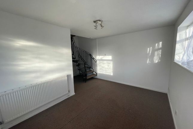 27, Lon Carreg Bica, Swansea photo 2
