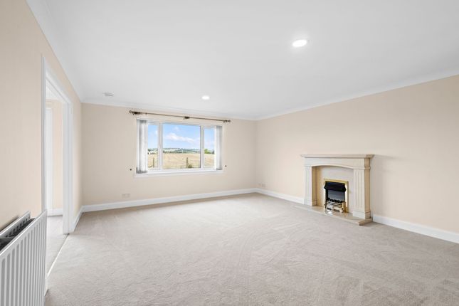 15a Pardovan Holdings, Linlithgow photo 4