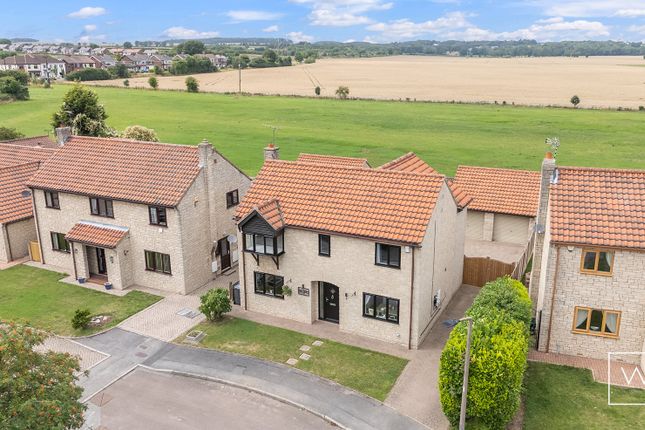 4 Manor Farm Close, Sutton  03_297