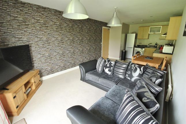 Flat for sale in Abbey Wharf, Canal Road, Selby