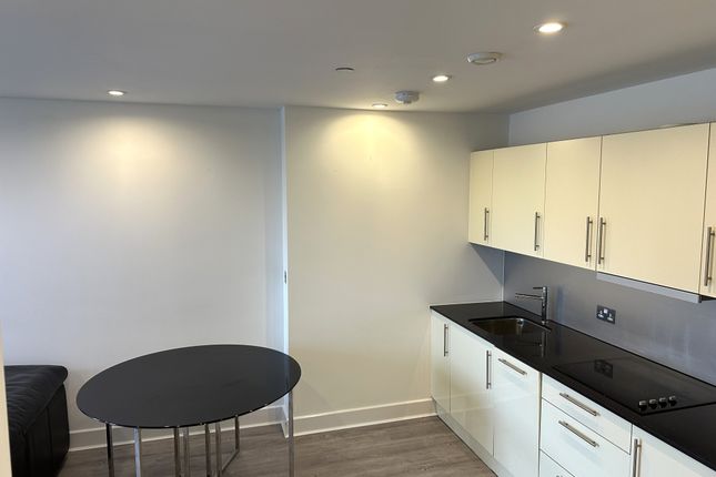 Apartment 26, Hayes Apartments, The Hayes, Cardiff photo 4