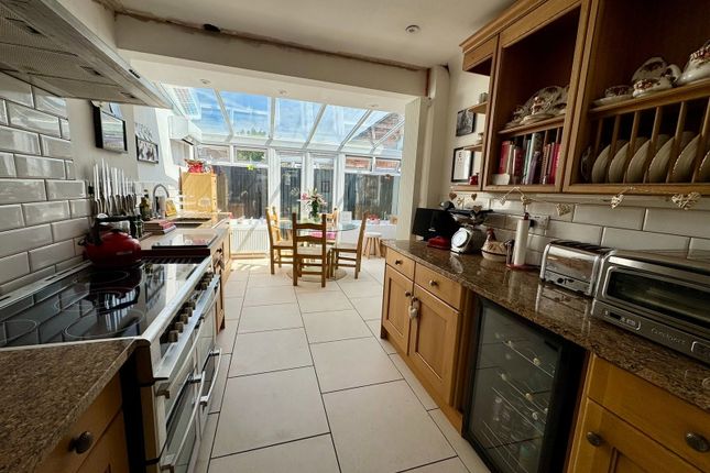 Edenglen, Woodchurch Road, Ashford photo 3