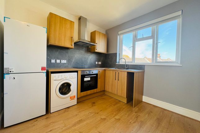 Cranbrook Road, Ilford photo 5